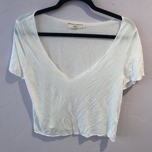 White cropped basic tee